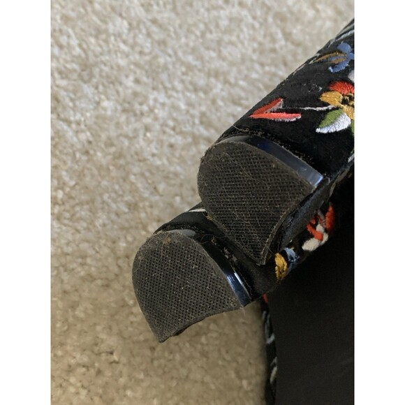 Lulus Black Velvet Embroidered Ankle Booties Bohemian Festival Boots Sz 7 - Picture 11 of 13